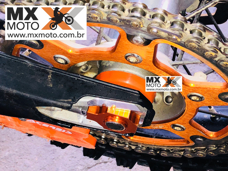 Conjunto de Tampas de Proteção do Rolamento da Roda Traseira Original Laranja KTM / HUSABERG /  HUSQVARNA - 79610915000EB